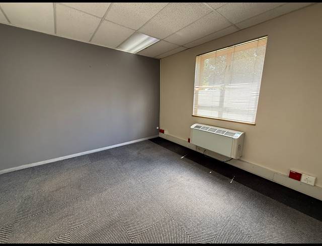 313M² OFFICE TO LET IN RIVIERA